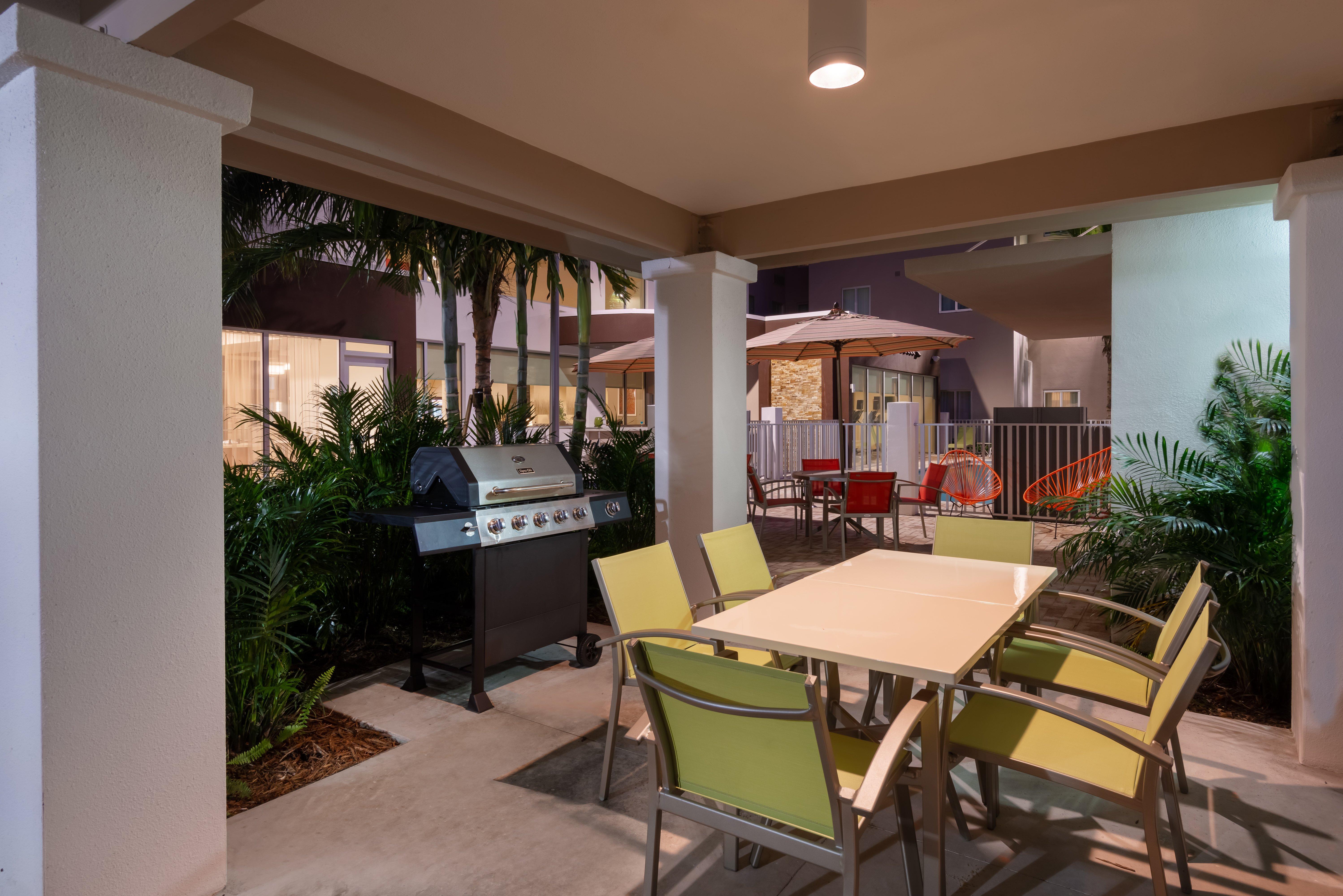Staybridge Suites - Miami International Airport By Ihg Miami Springs Bagian luar foto